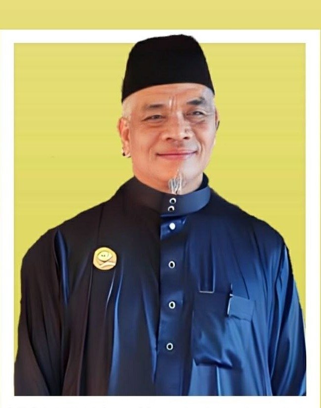 KH Hendra Komara Lc. MA